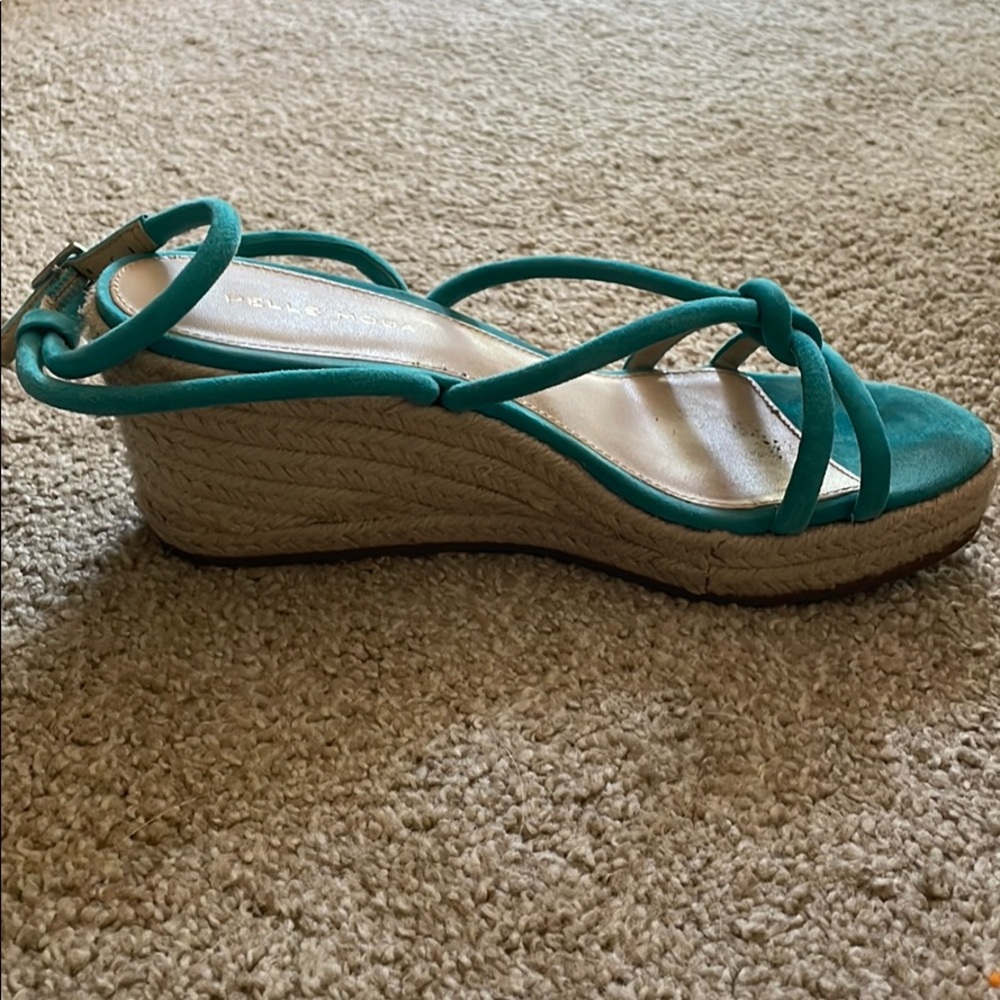Pelle Moda Wedges - Picture 2 of 3